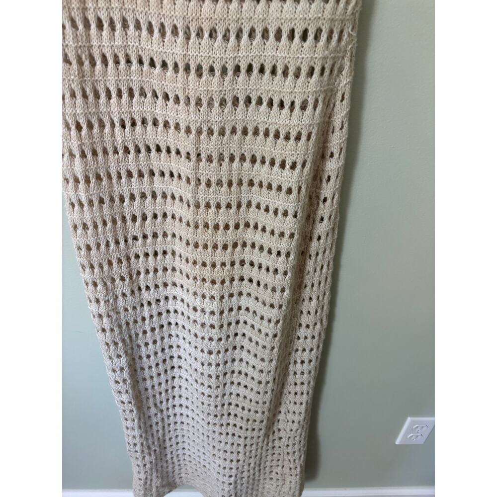 PrettyLittleThing Stone Crochet Maxi Dress 10 - Picture 5 of 9